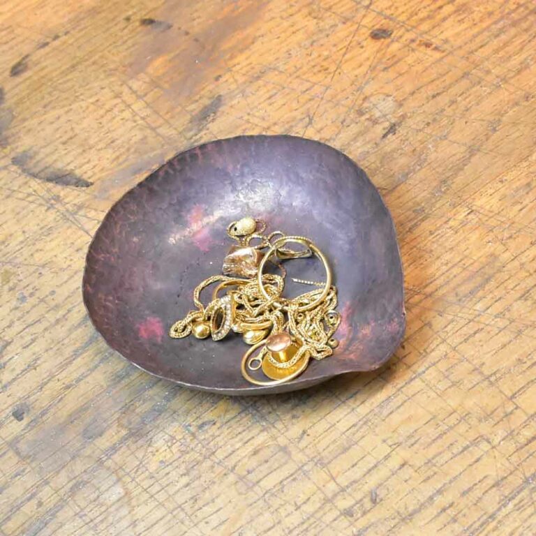 Antoine Puygrenier - Bijoutier Joailler lyon - broutille d'or à fondre déchet vieux or