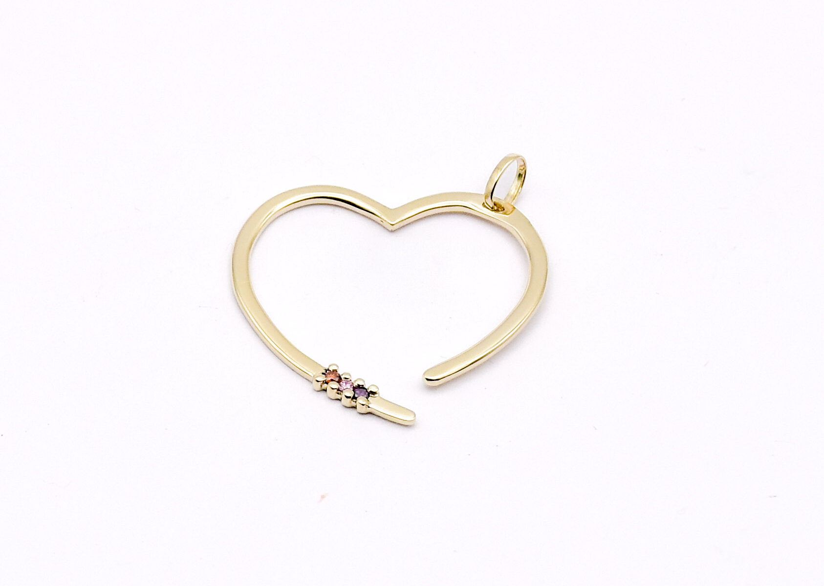 Antoine Puygrenier Artisan bijoutier joaillier Lyon pendentif coeur or 14K personnalisée, intime et unique